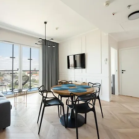 Апартаменты New Comfort 1221 *